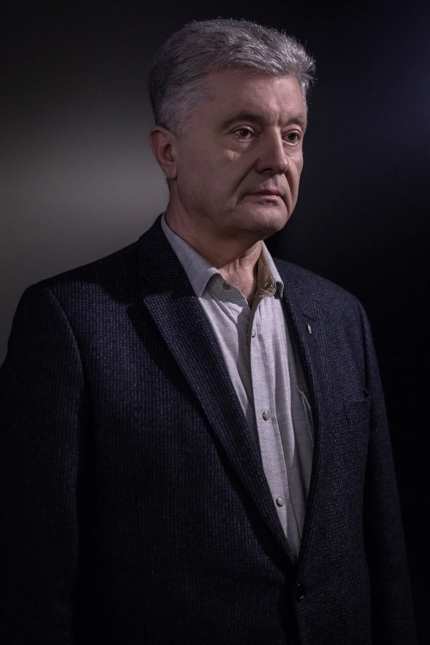 Повернення політичної боротьби в Україні: Порошенко пропонує коаліцію для переговорів з РФ